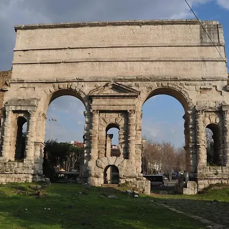 Coliseum&termini Rail Station - Apartment Rom